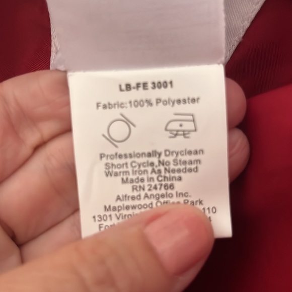 Alfred Angelo beautiful strapless red evening dress - Picture 6 of 6